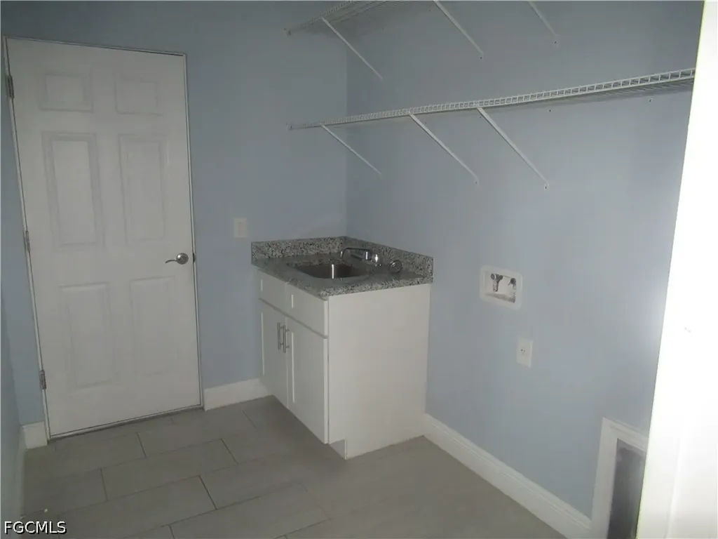 4230 NW 32nd Terrace Cape Coral FL 33993
