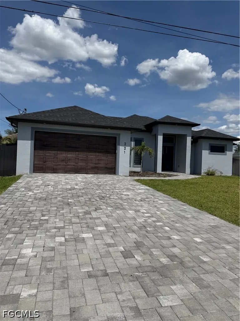221 SW 25th Avenue Cape Coral FL 33991