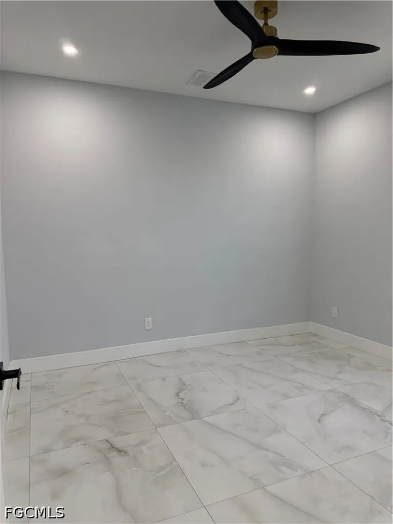 221 SW 25th Avenue Cape Coral FL 33991