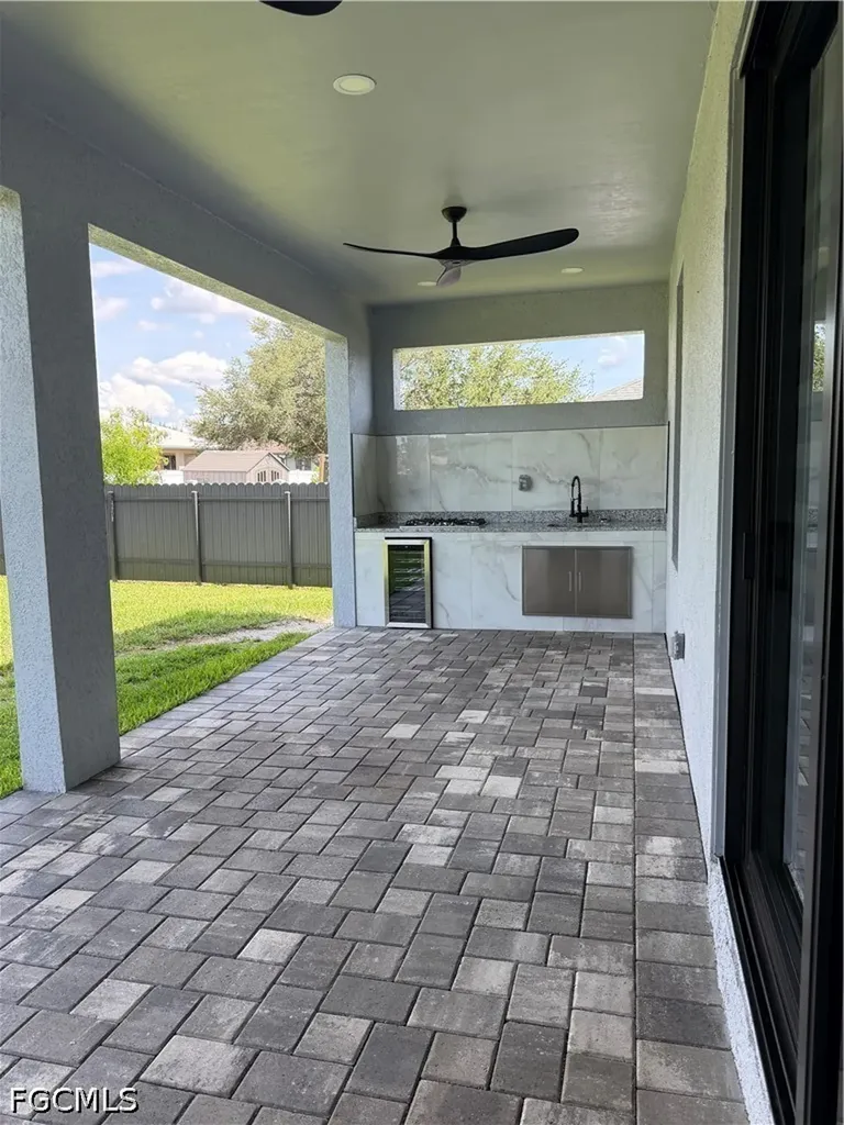 221 SW 25th Avenue Cape Coral FL 33991