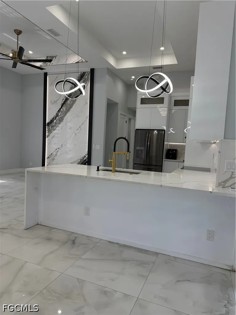 221 SW 25th Avenue Cape Coral FL 33991