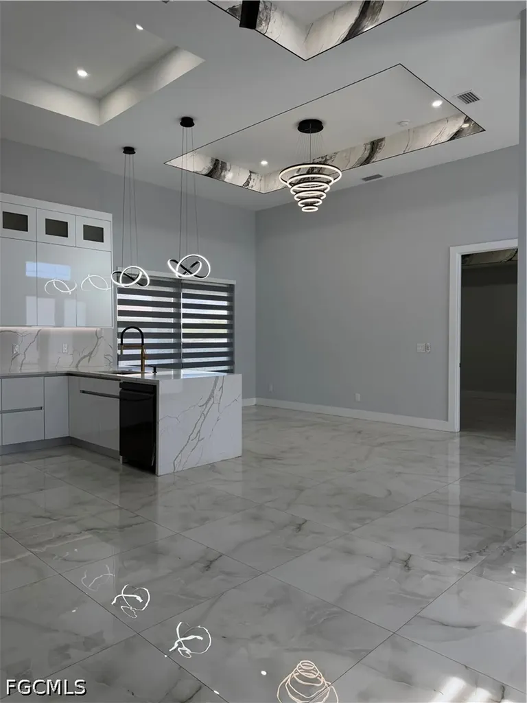 221 SW 25th Avenue Cape Coral FL 33991