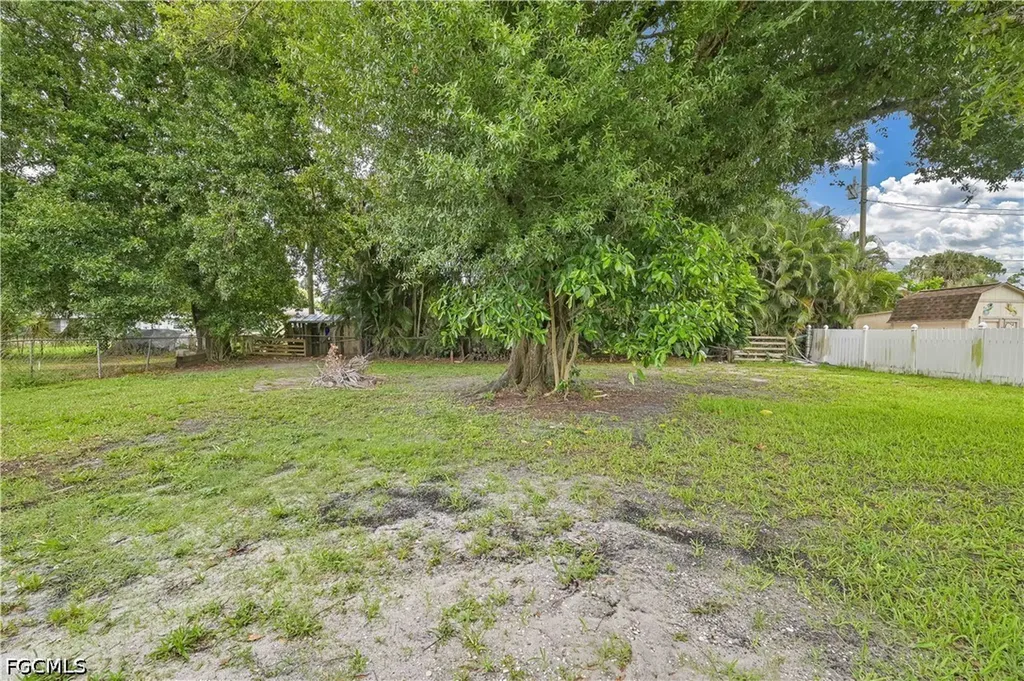 1130 Travis Avenue North Fort Myers FL 33903