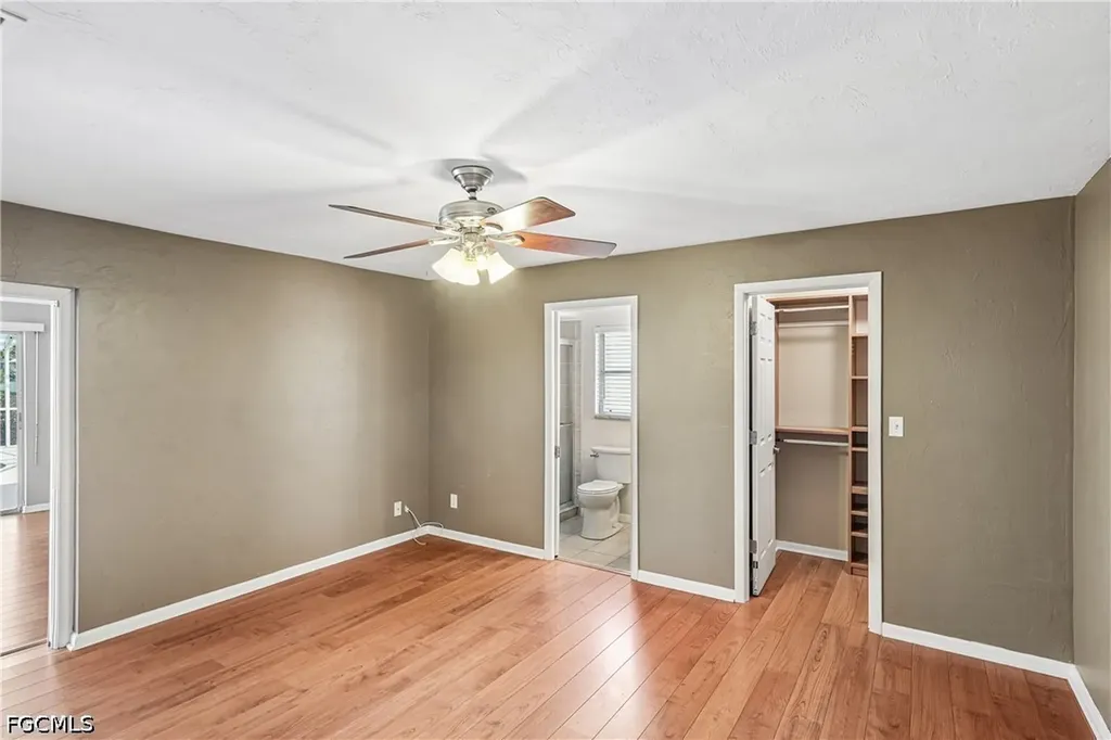 2206 SE 10th Place Cape Coral FL 33990
