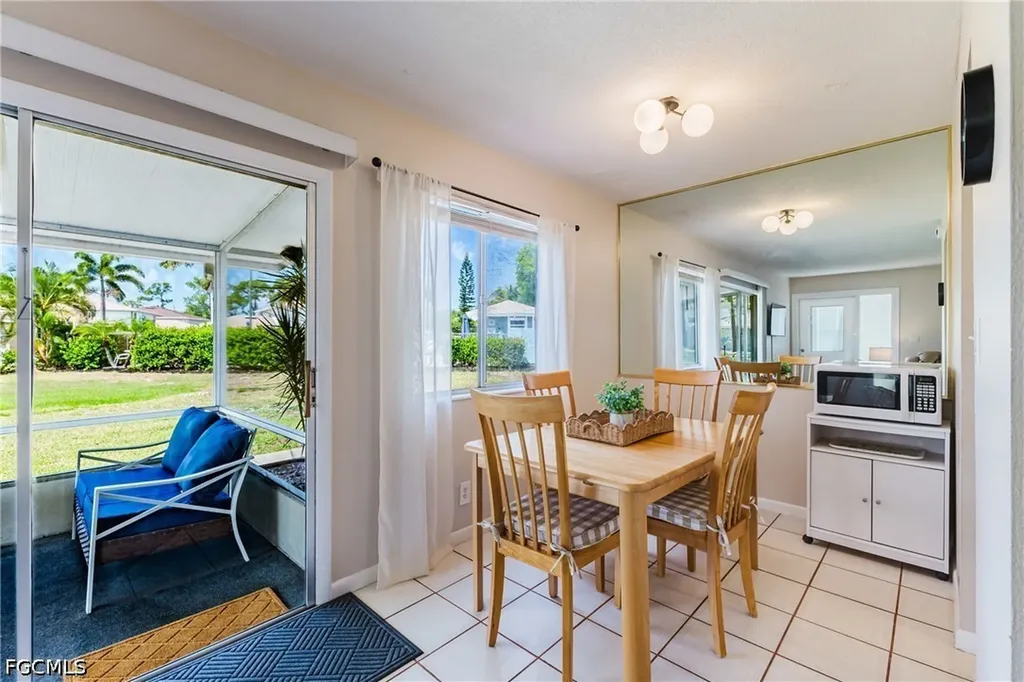 5840 Vancouver Circle Fort Myers FL 33907