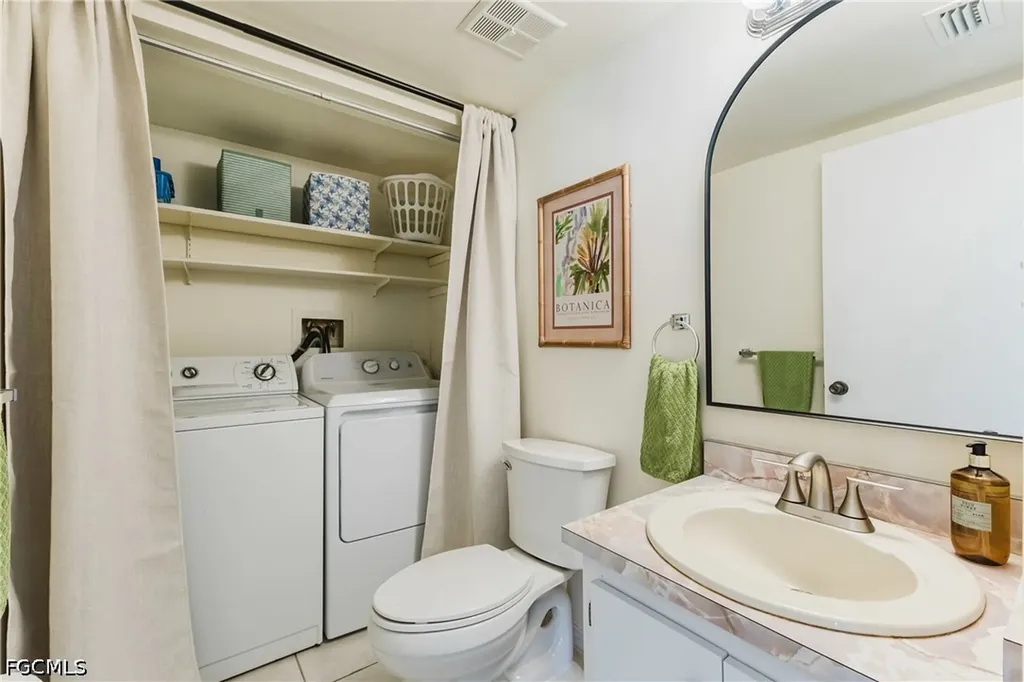 5840 Vancouver Circle Fort Myers FL 33907