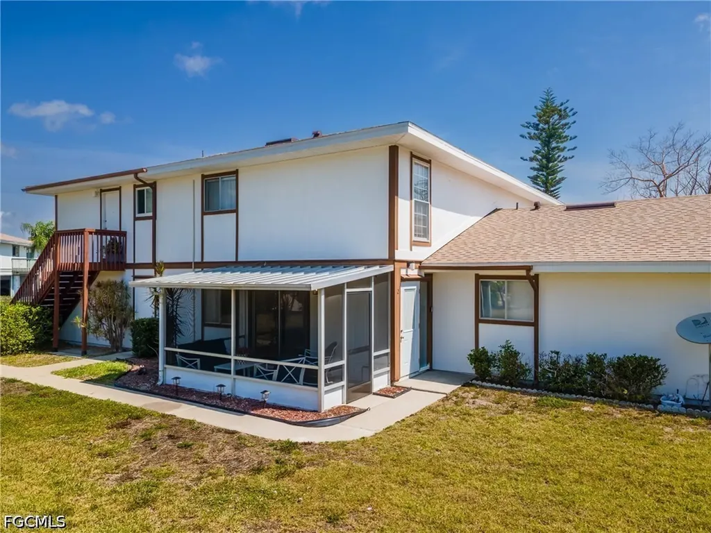 5840 Vancouver Circle Fort Myers FL 33907