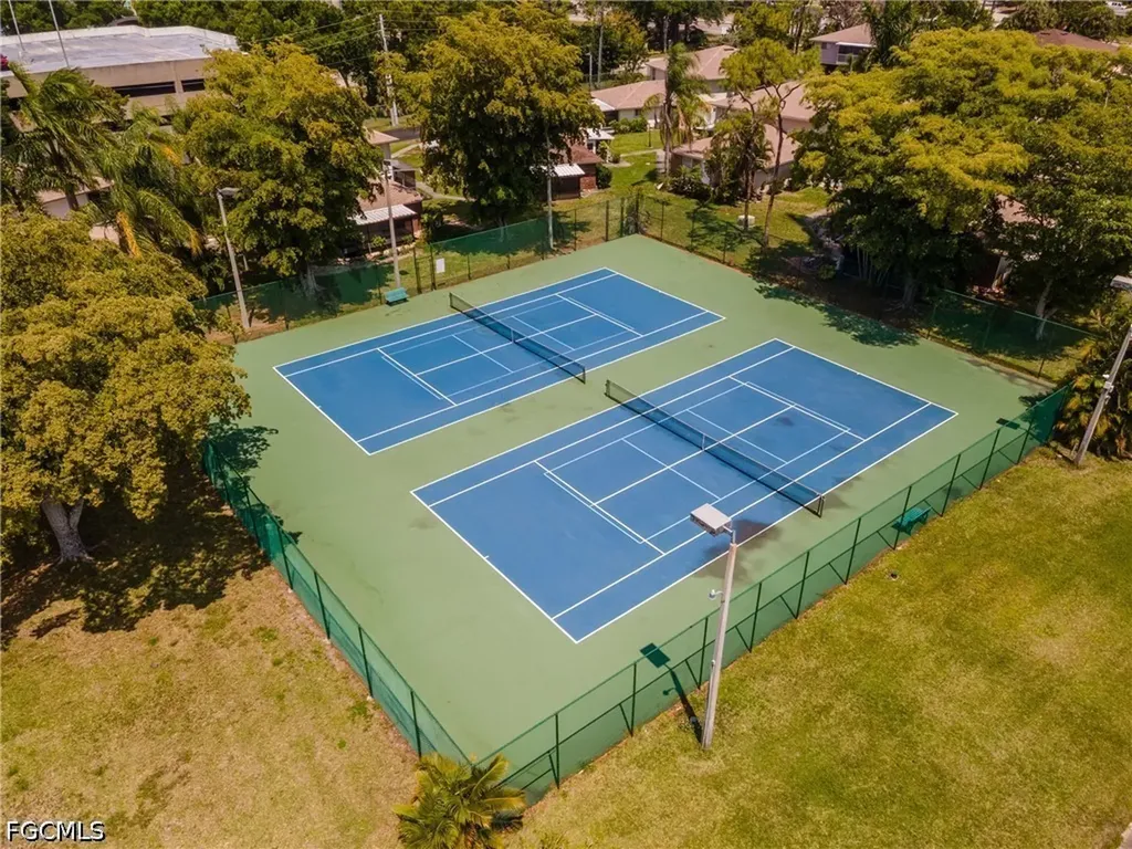 5840 Vancouver Circle Fort Myers FL 33907