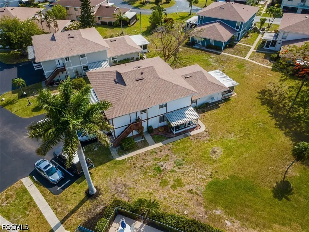 5840 Vancouver Circle Fort Myers FL 33907