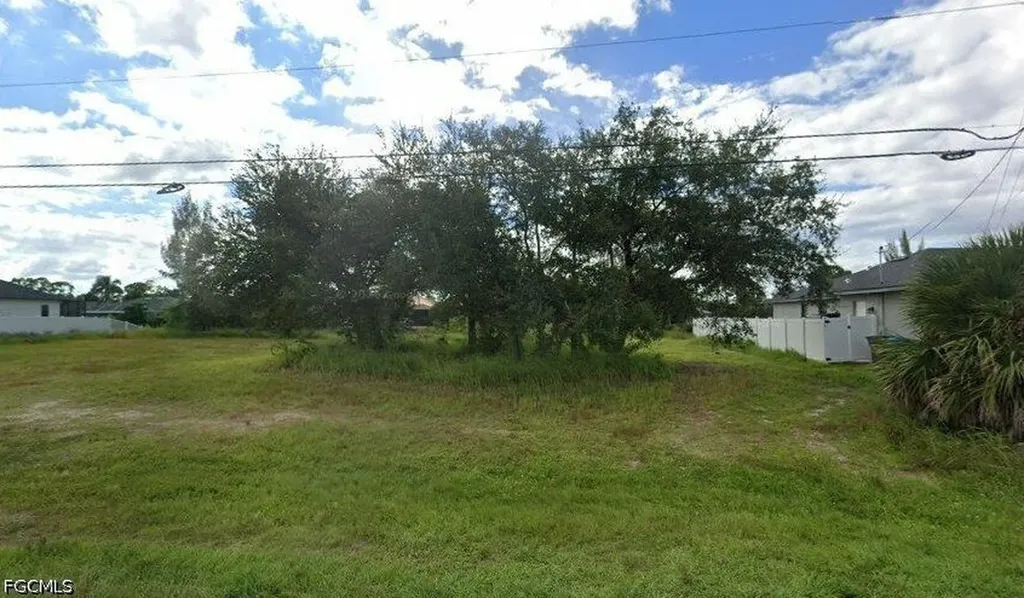 1818 SW 17th Avenue Cape Coral FL 33991