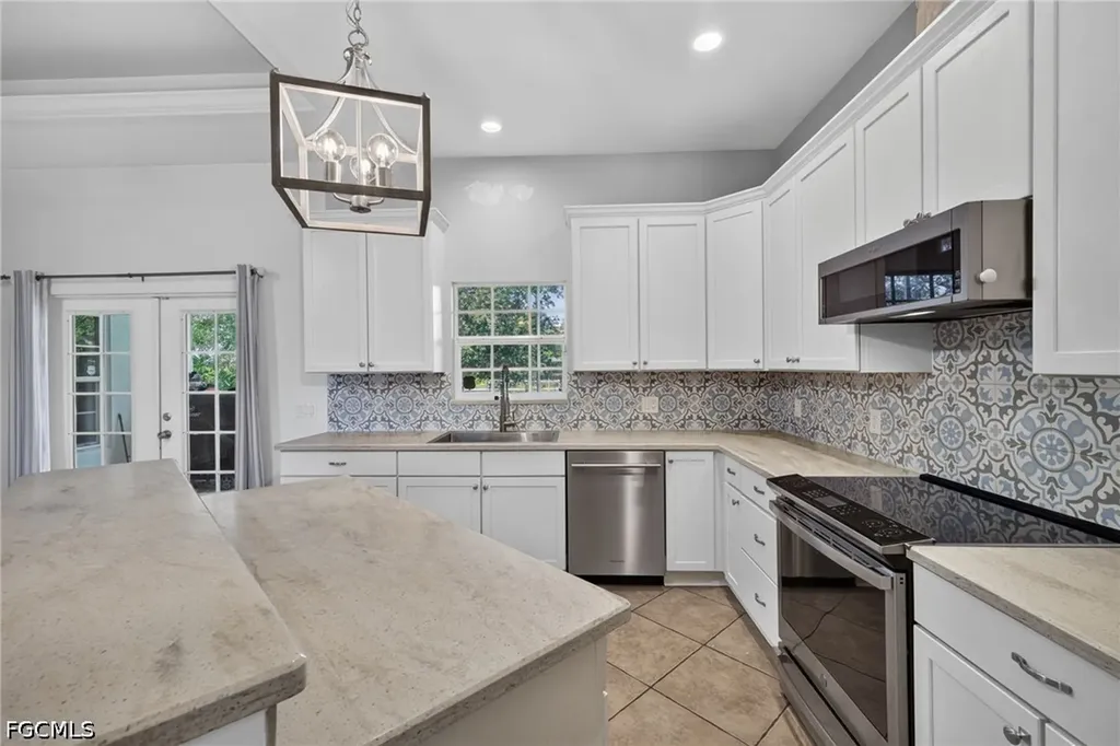 6011 Jadestone Avenue Fort Myers FL 33905