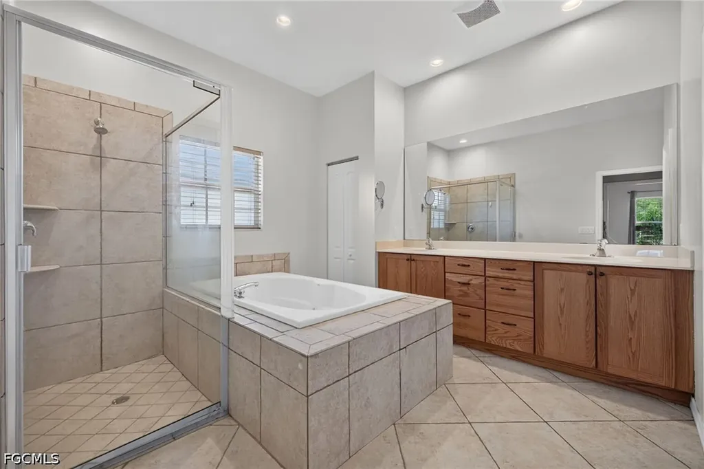6011 Jadestone Avenue Fort Myers FL 33905