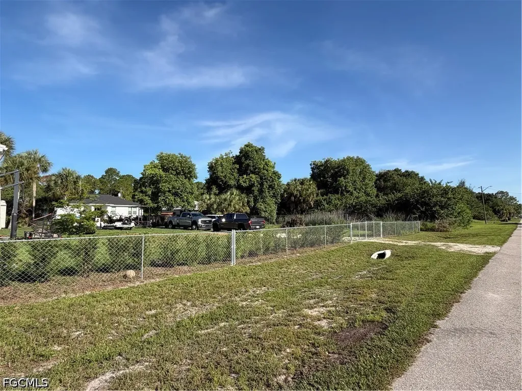 6011 Jadestone Avenue Fort Myers FL 33905