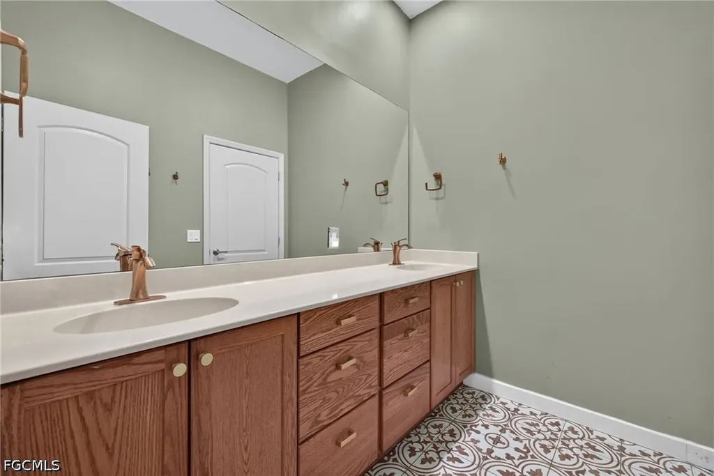 6011 Jadestone Avenue Fort Myers FL 33905
