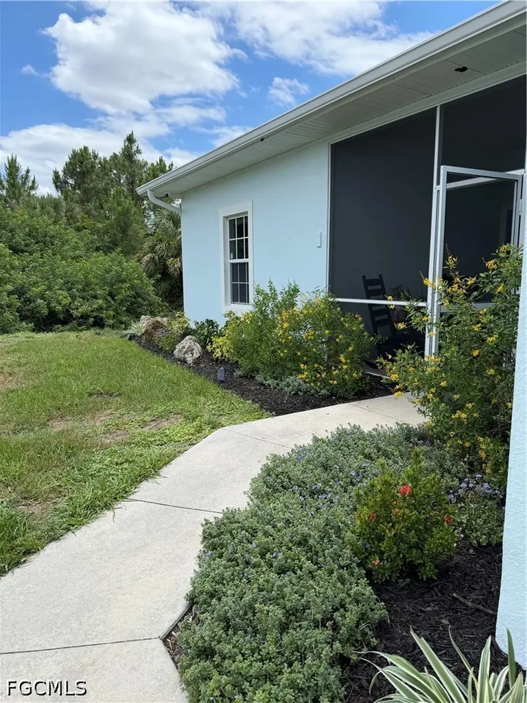6011 Jadestone Avenue Fort Myers FL 33905