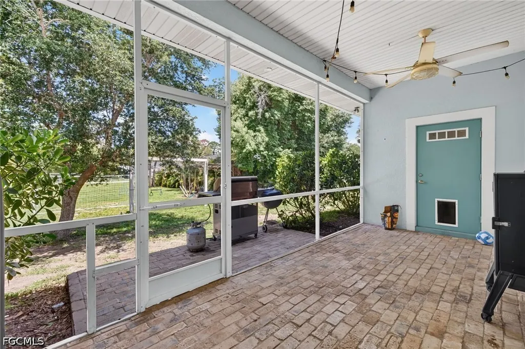 6011 Jadestone Avenue Fort Myers FL 33905