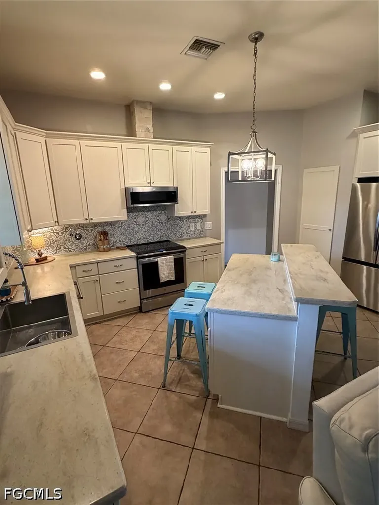 6011 Jadestone Avenue Fort Myers FL 33905