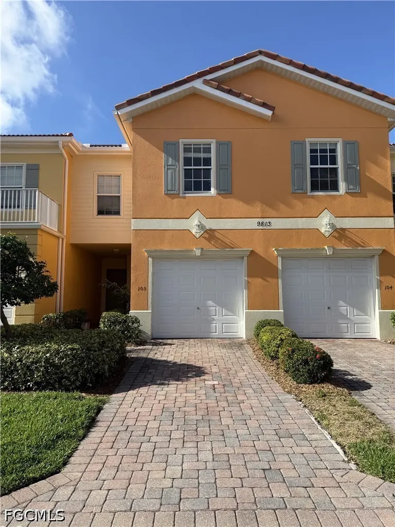 9813 Quinta Artesa Way Fort Myers FL 33908