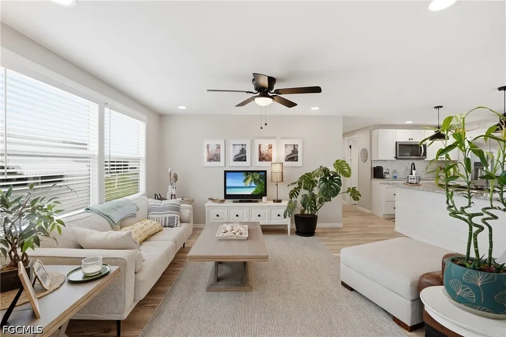 340 Mattie Avenue Fort Myers FL 33908