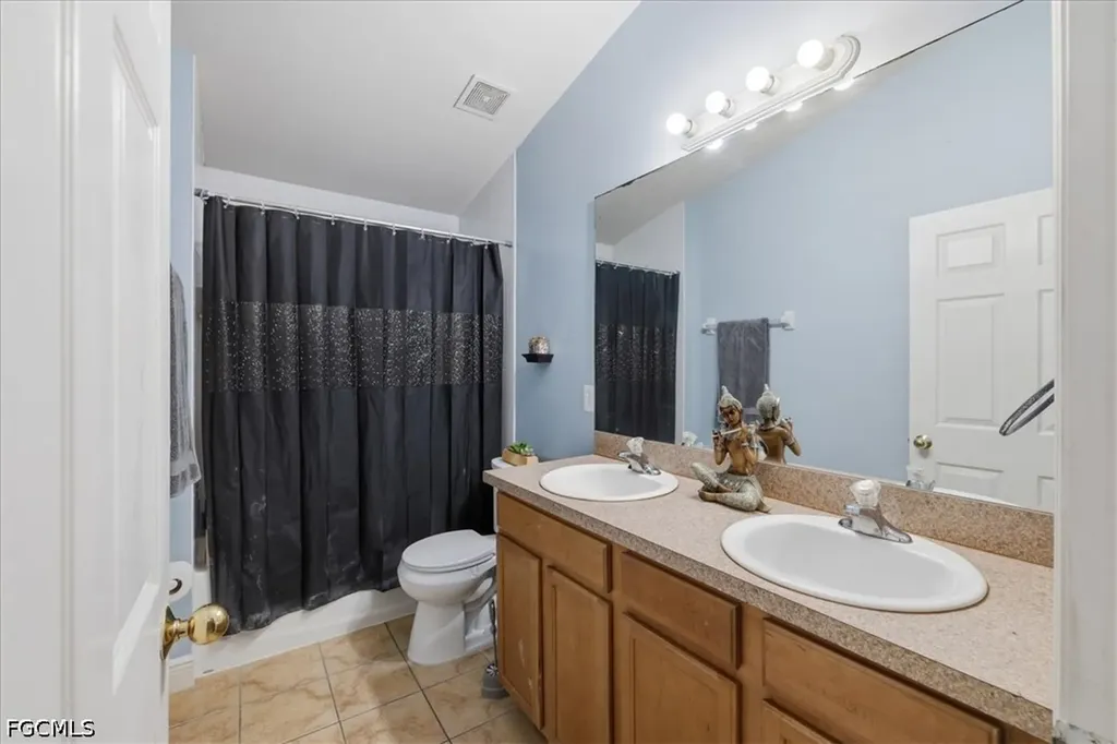 3722 23rd Street SW Lehigh Acres FL 33976