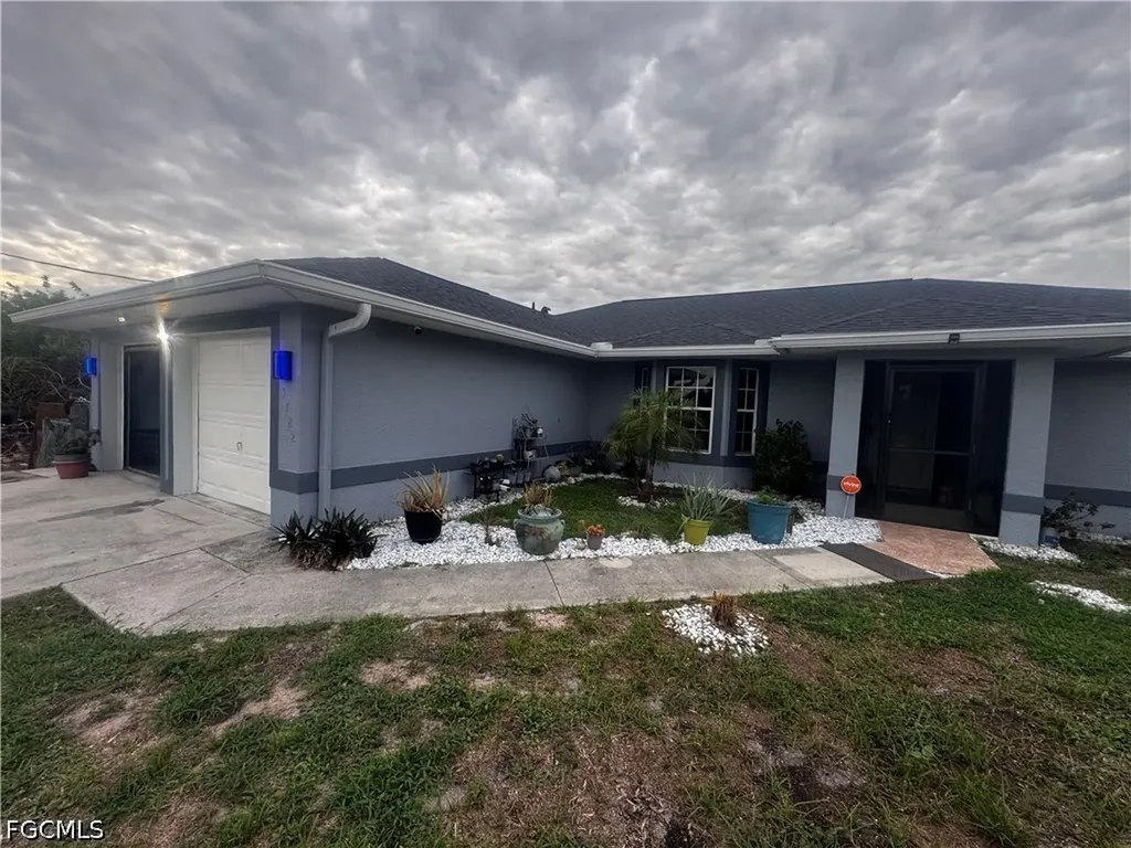 3722 23rd Street SW Lehigh Acres FL 33976