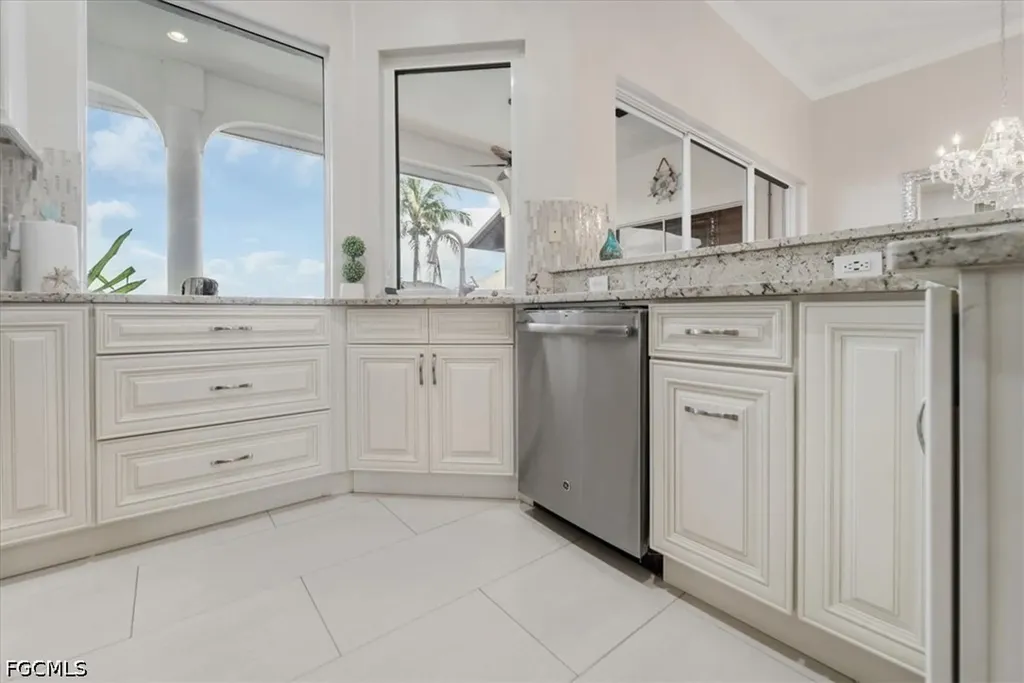 4213 NW 28th Street Cape Coral FL 33993