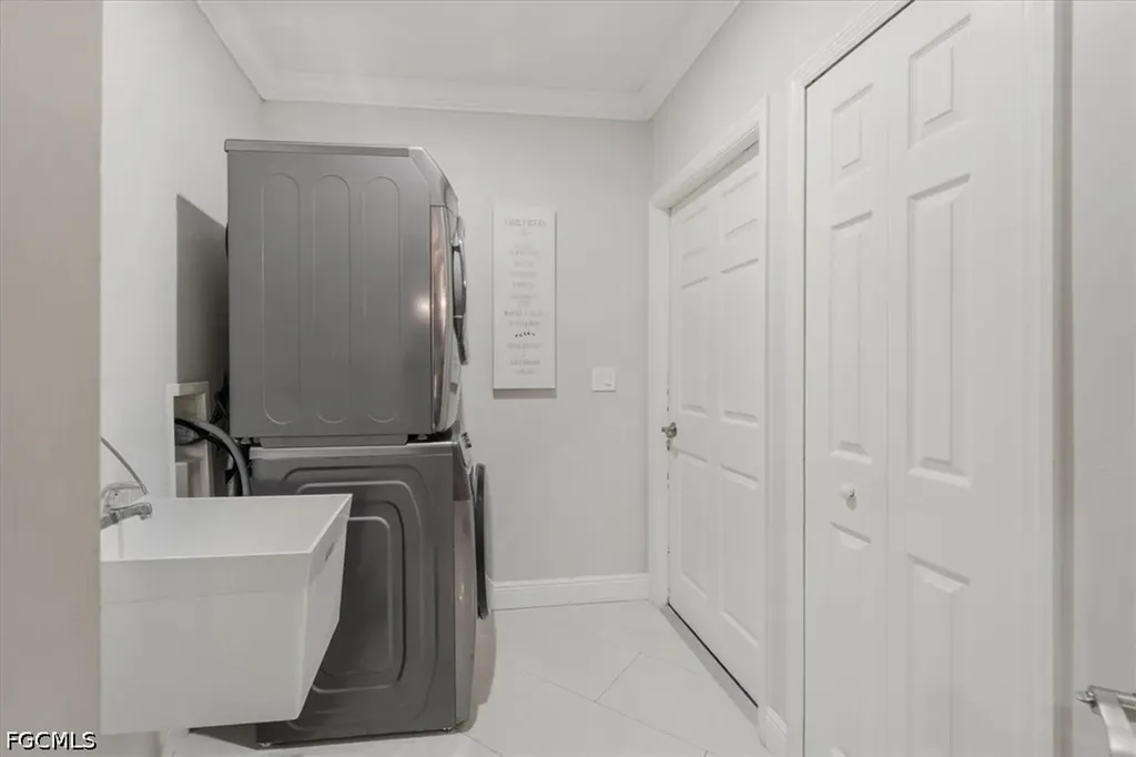 4213 NW 28th Street Cape Coral FL 33993