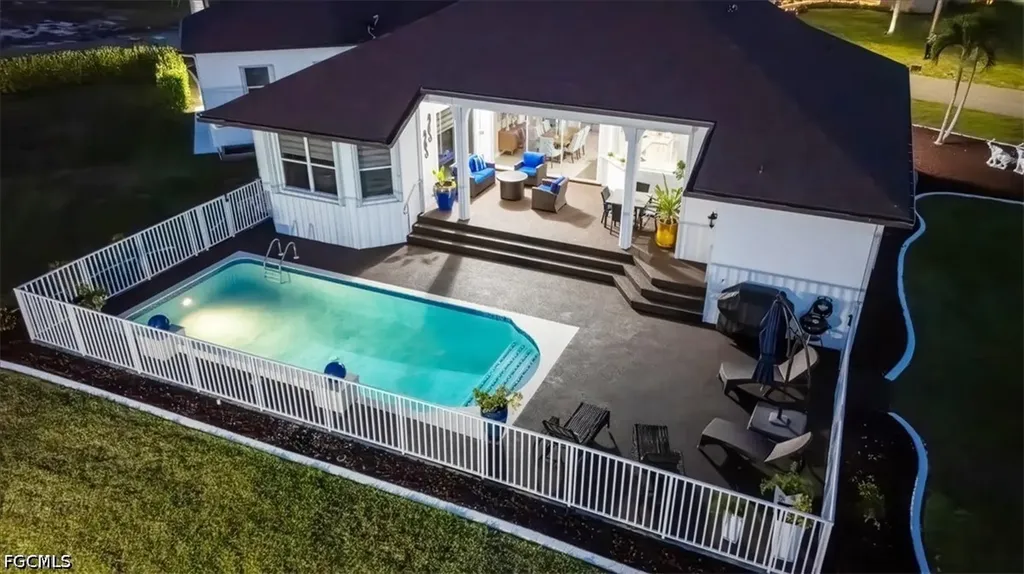 4213 NW 28th Street Cape Coral FL 33993