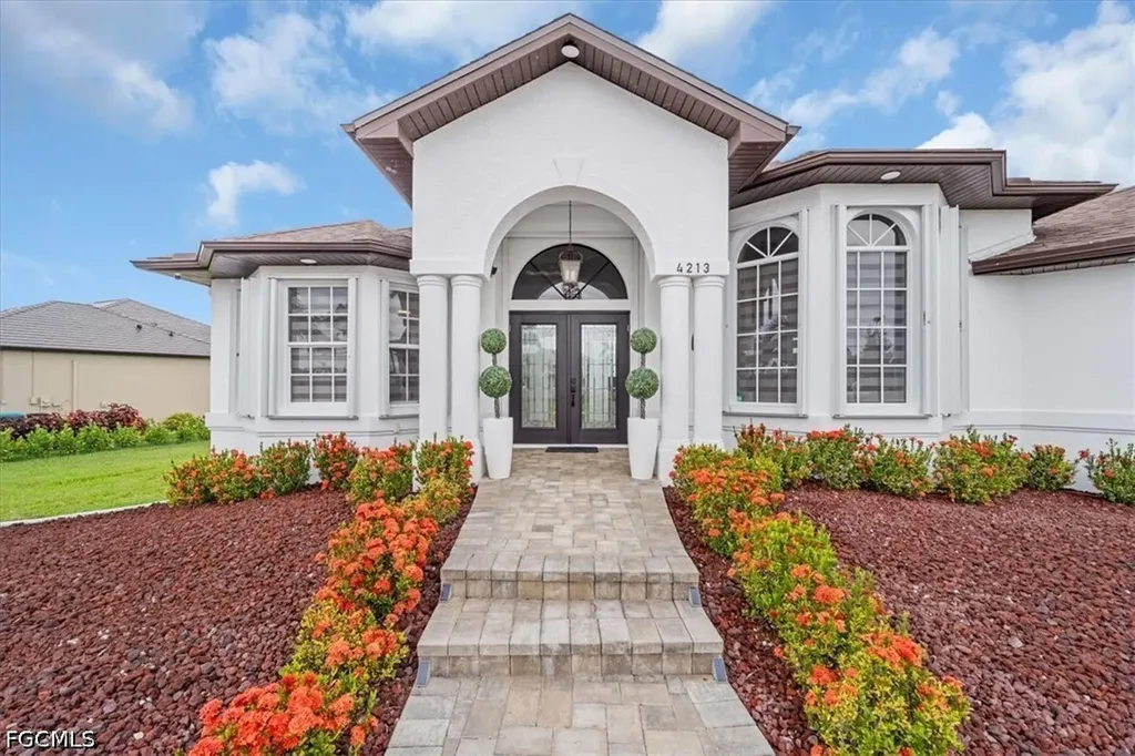 4213 NW 28th Street Cape Coral FL 33993