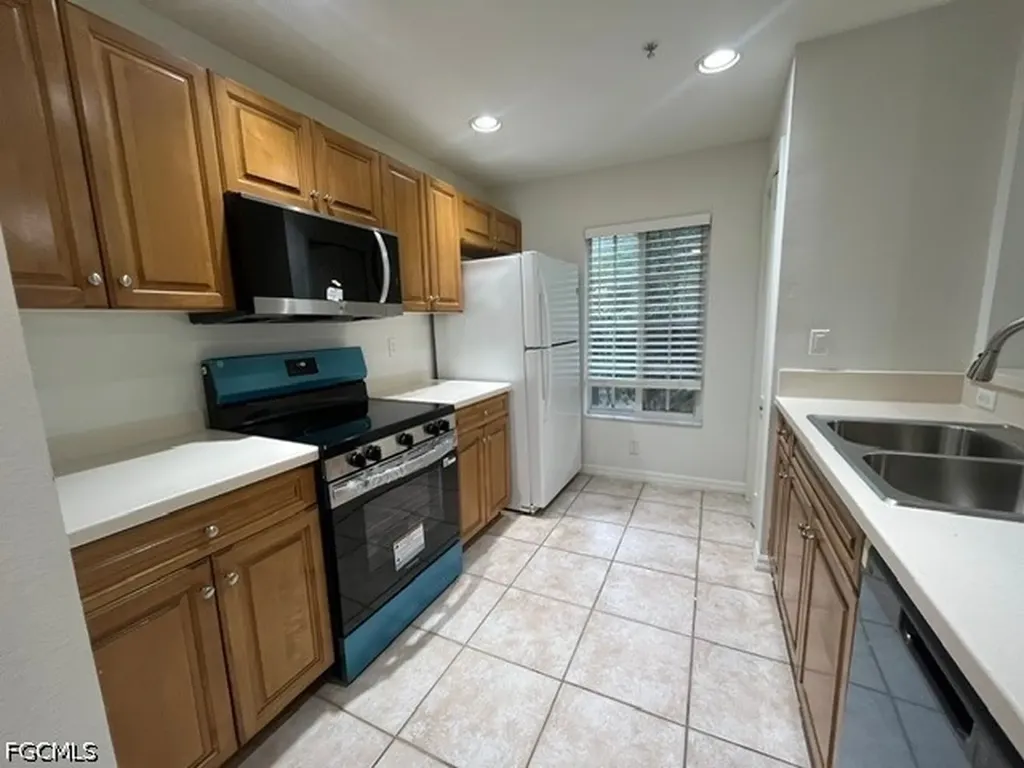 9460 Ivy Brook Run Fort Myers FL 33913