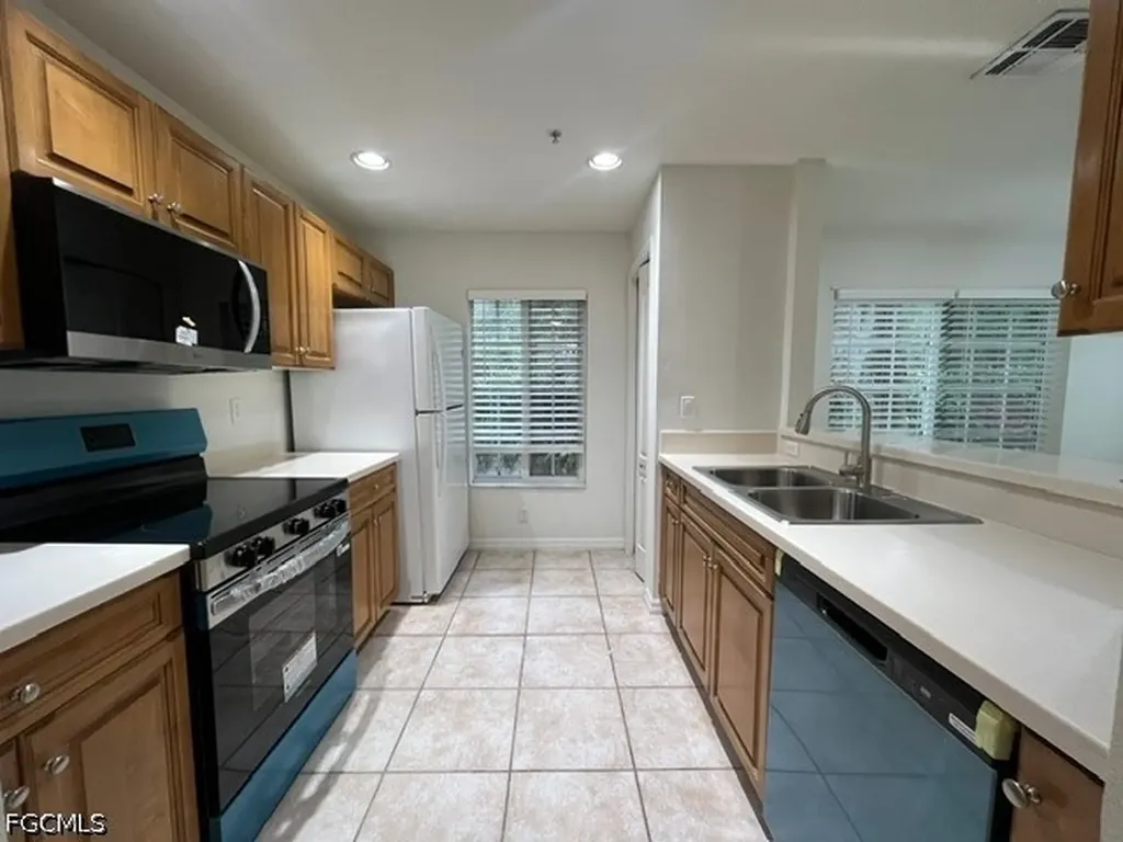 9460 Ivy Brook Run Fort Myers FL 33913