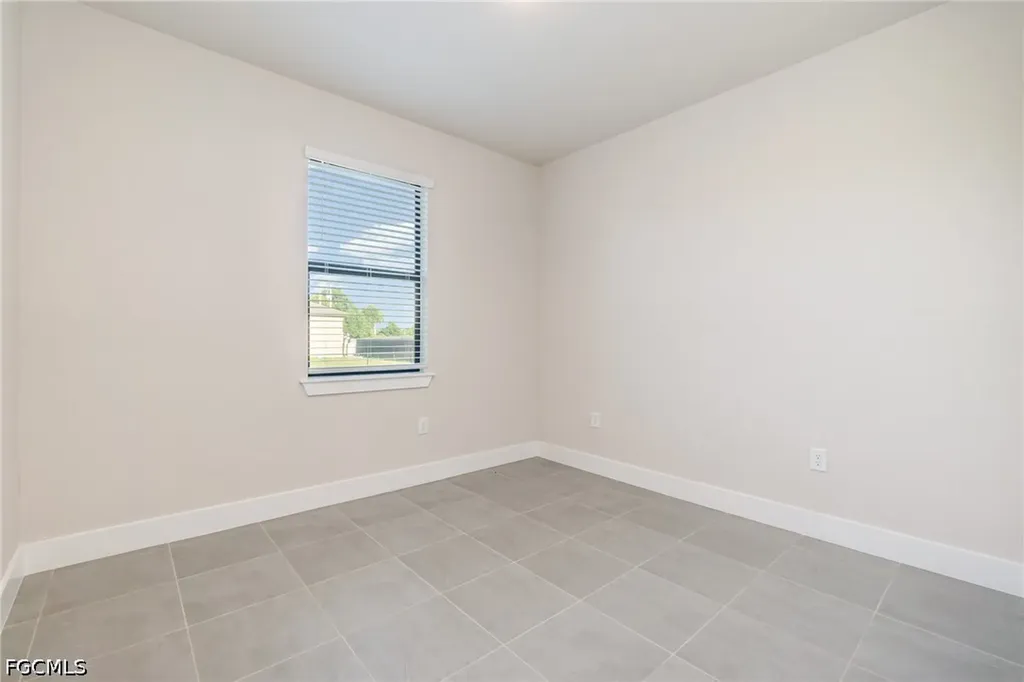 1841 NW 20th Avenue Cape Coral FL 33993