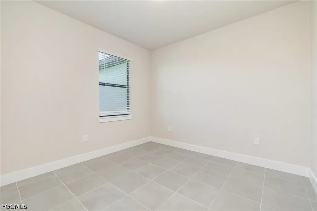1841 NW 20th Avenue Cape Coral FL 33993