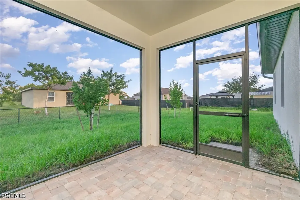 1841 NW 20th Avenue Cape Coral FL 33993