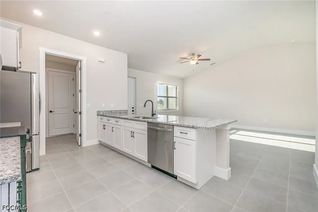 1841 NW 20th Avenue Cape Coral FL 33993