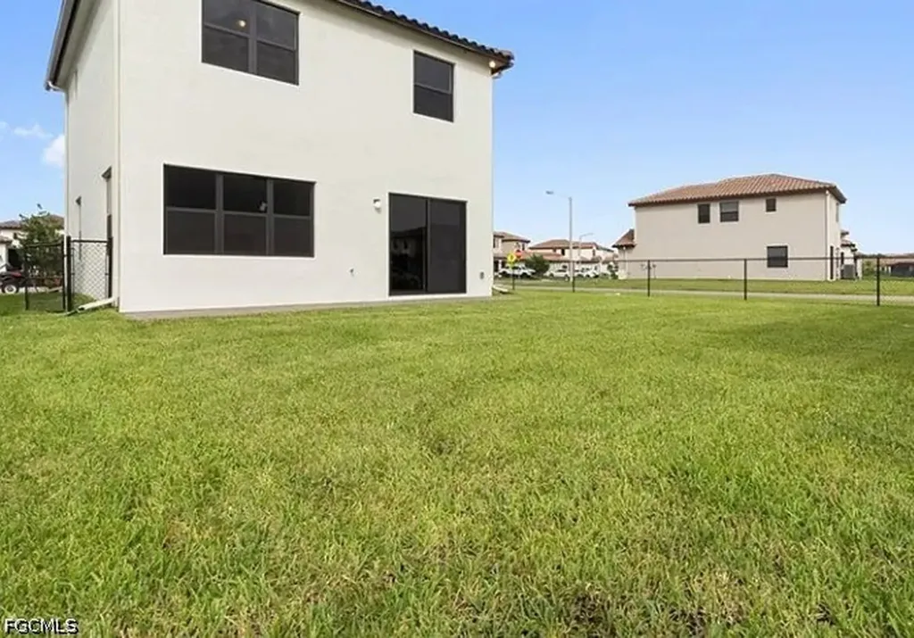 5626 Carrara Drive Immokalee FL 34142