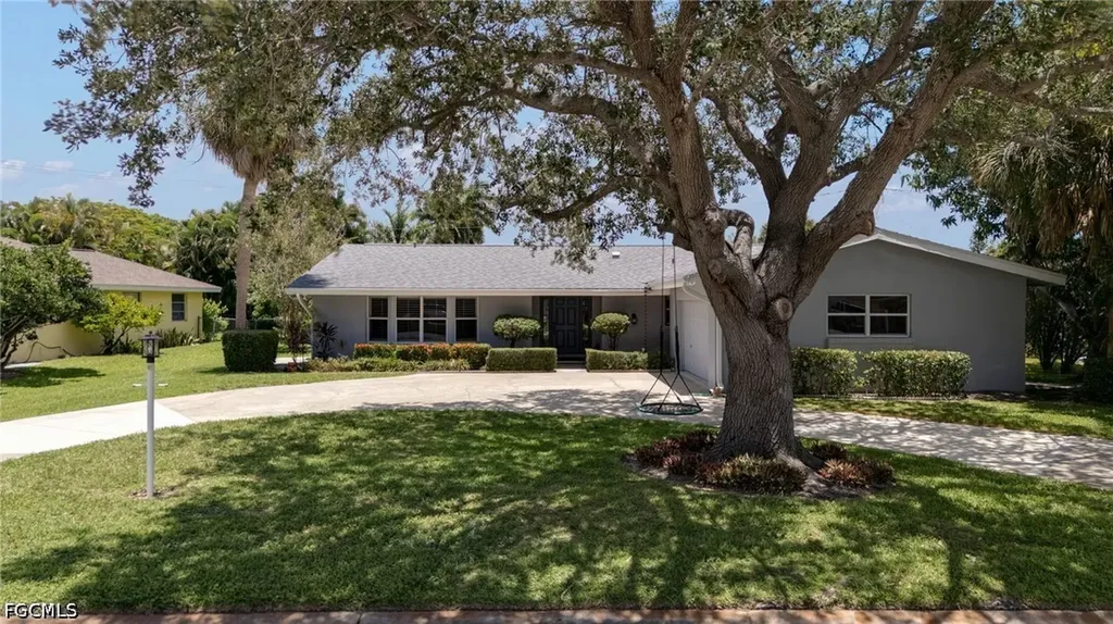 1347 Oaklawn Court Fort Myers FL 33919