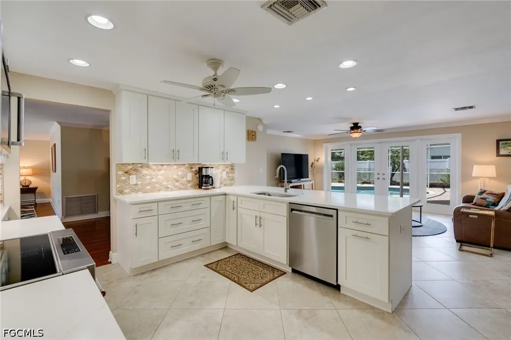 1347 Oaklawn Court Fort Myers FL 33919