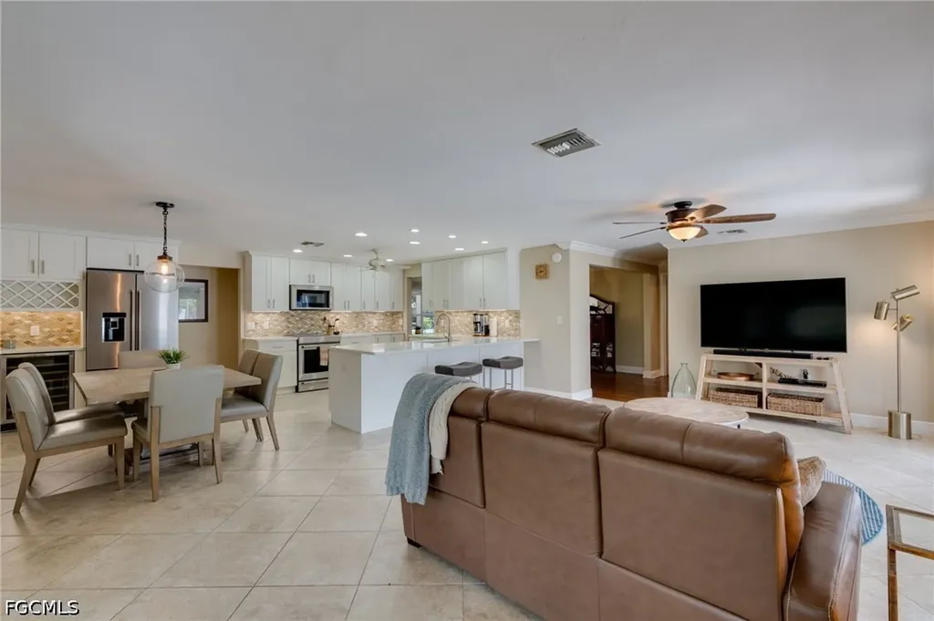 1347 Oaklawn Court Fort Myers FL 33919