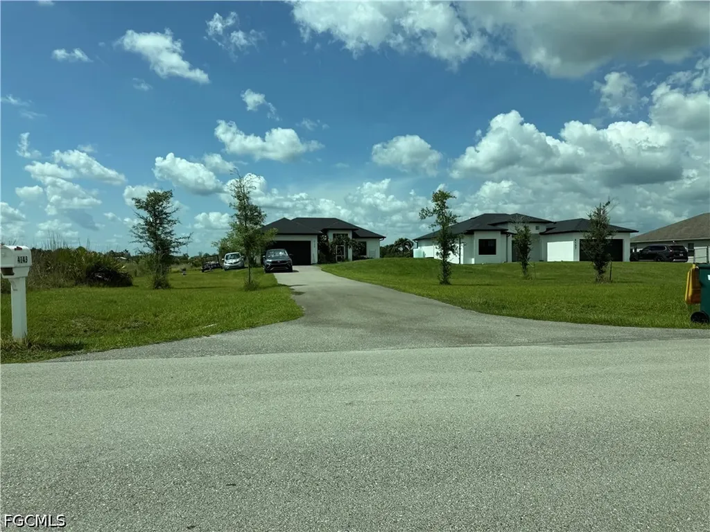 4140 68th Avenue NE Naples FL 34120