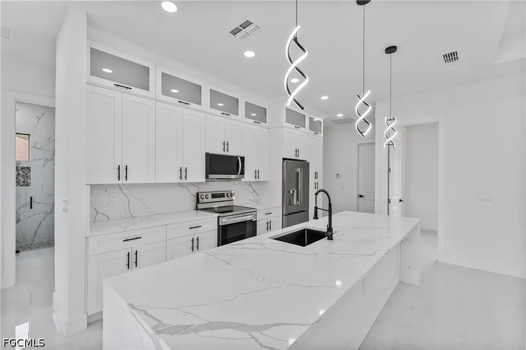 811 Rush Avenue Lehigh Acres FL 33972