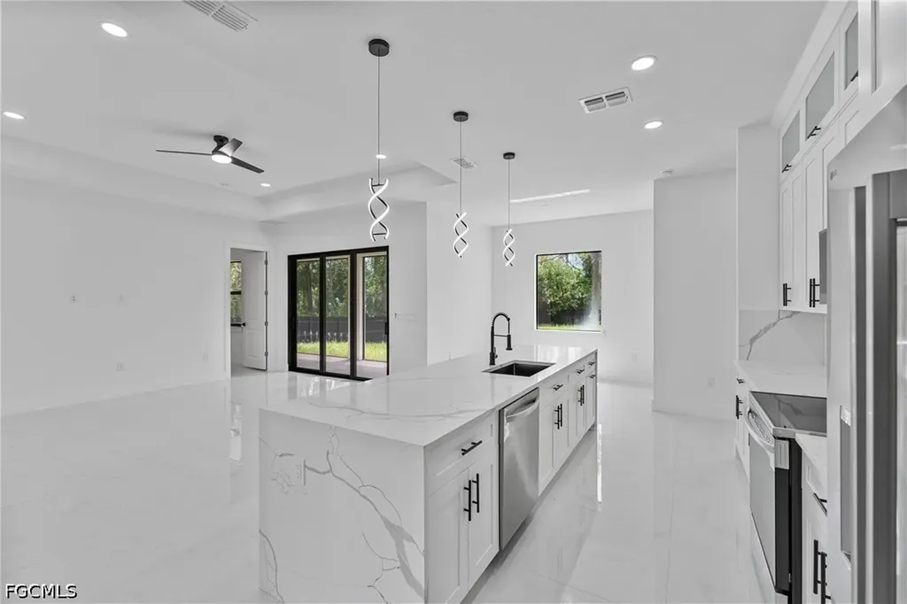 811 Rush Avenue Lehigh Acres FL 33972