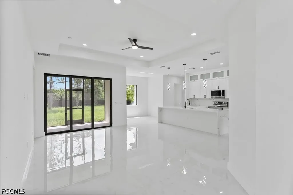 811 Rush Avenue Lehigh Acres FL 33972