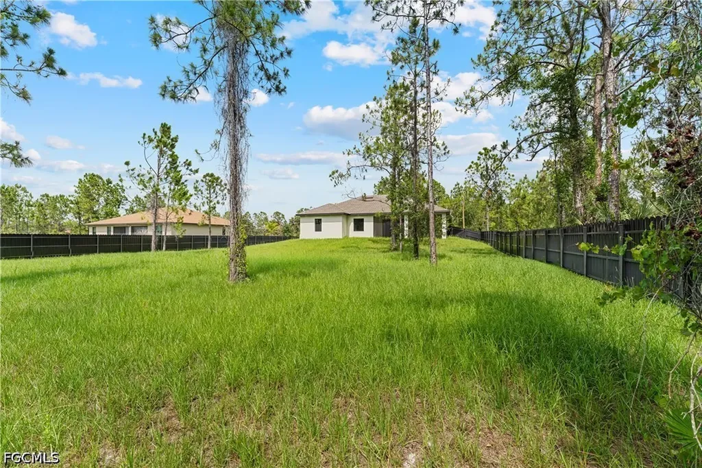 811 Rush Avenue Lehigh Acres FL 33972
