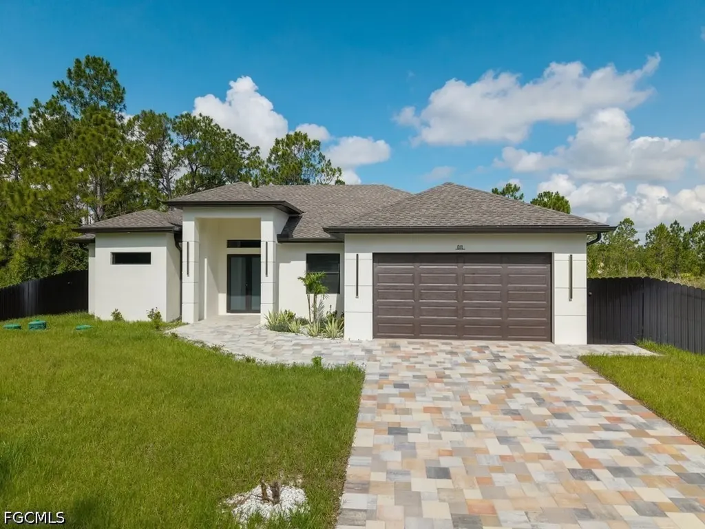 811 Rush Avenue Lehigh Acres FL 33972