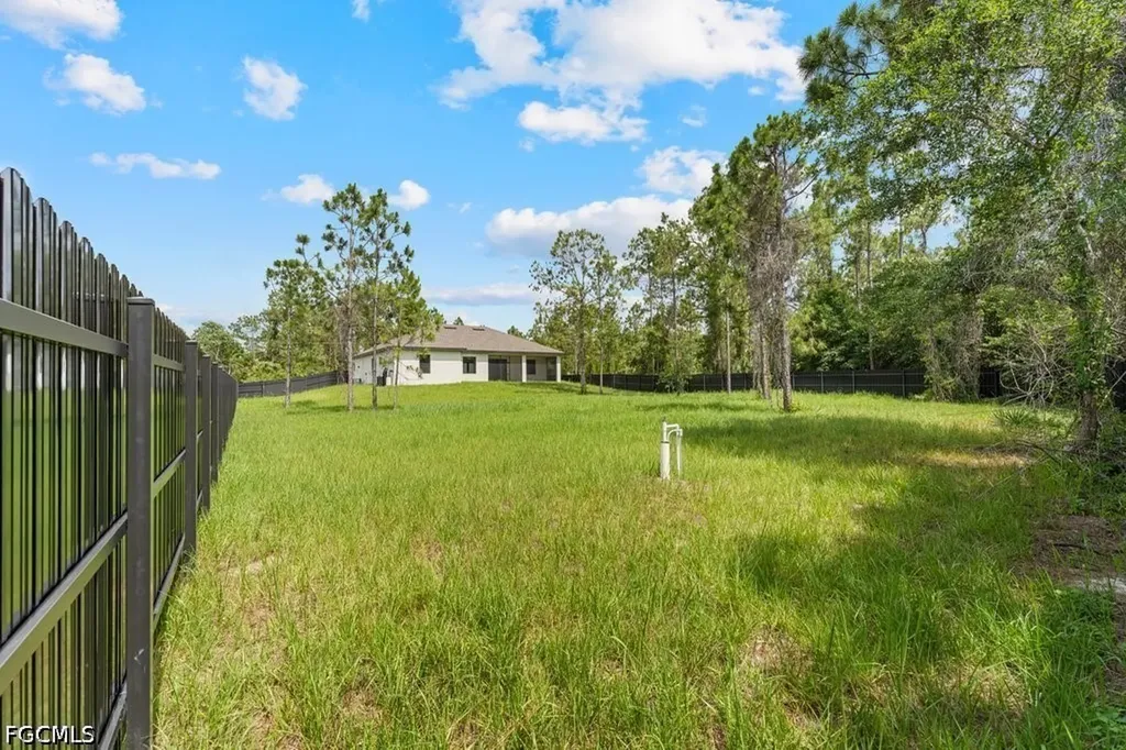 811 Rush Avenue Lehigh Acres FL 33972