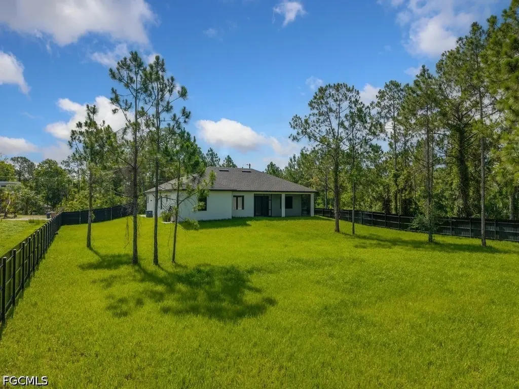 811 Rush Avenue Lehigh Acres FL 33972