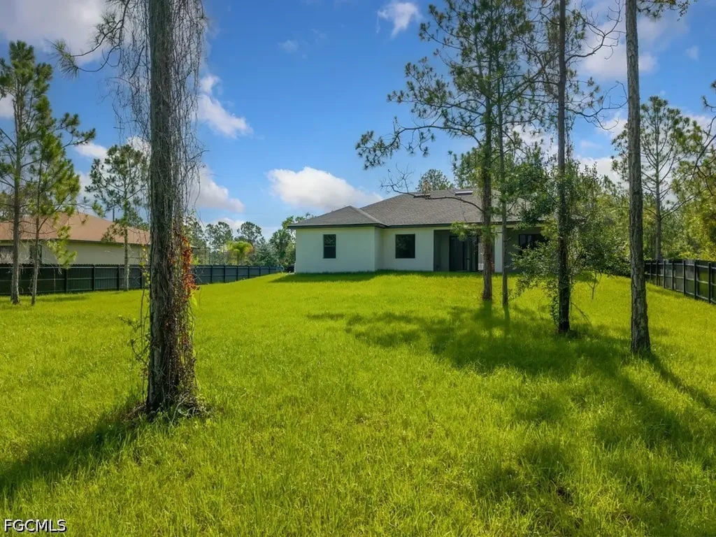 811 Rush Avenue Lehigh Acres FL 33972