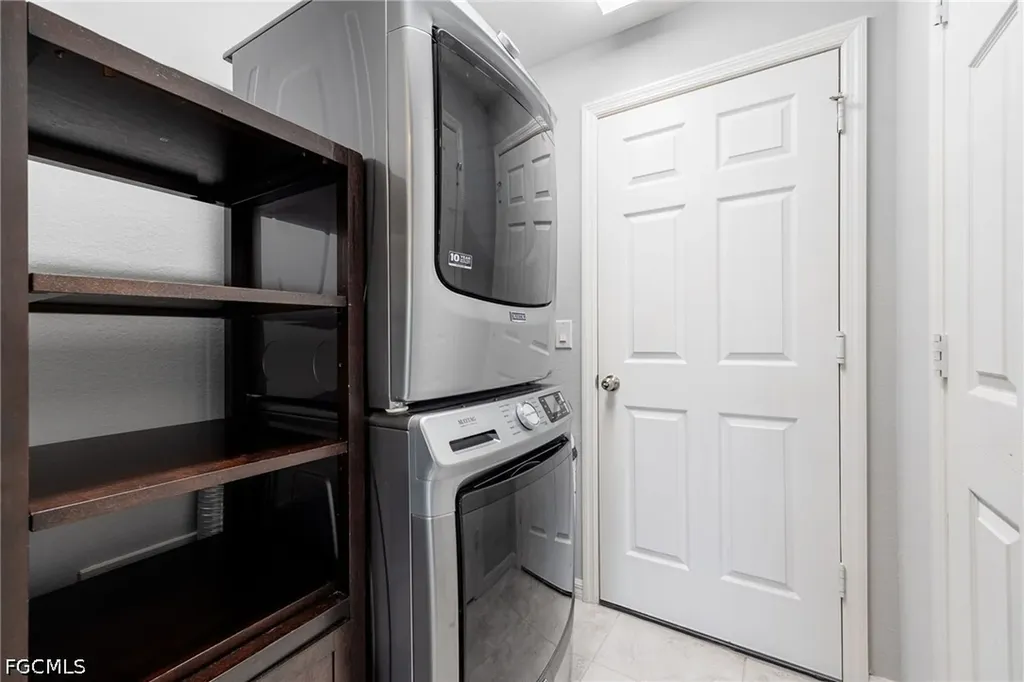 2816 NW 27th Street Cape Coral FL 33993