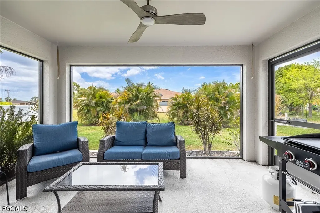 2816 NW 27th Street Cape Coral FL 33993
